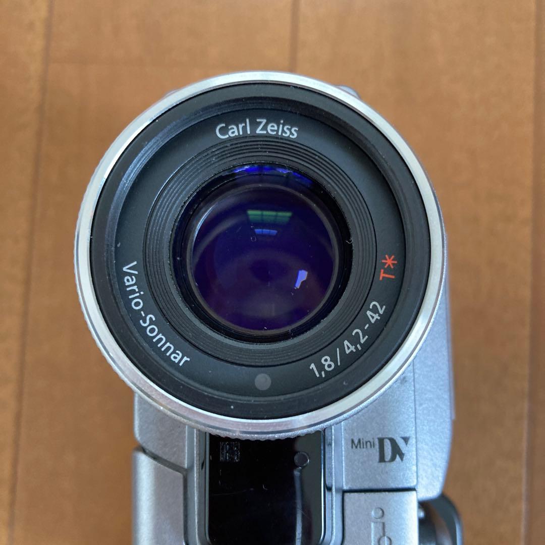 Sony水中用ビデオカメラ『60m防水』ライト付