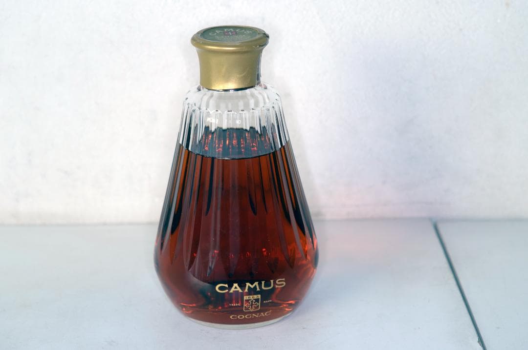 CAMUS カミュ カラフェ バカラ 替え栓、箱付き