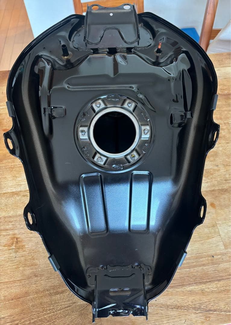 HONDA 400X 22年〜　純正タンク