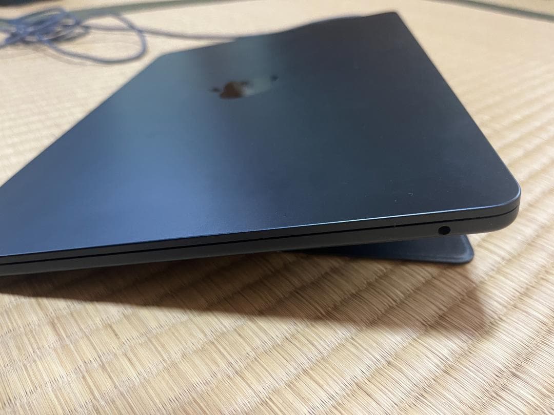 MacBook Air 2022 M2 8GB/512GB MOFTスタンド付