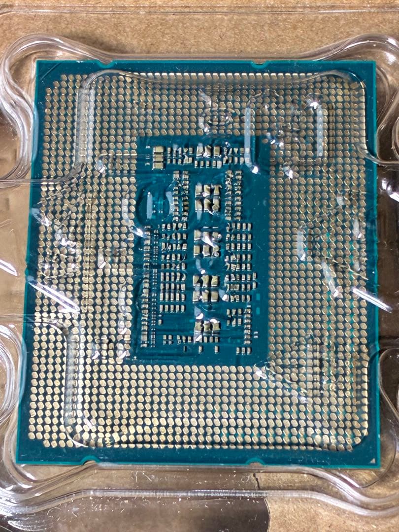 ゆ*り様 Intel Core i7-13700K （動作品、中古）