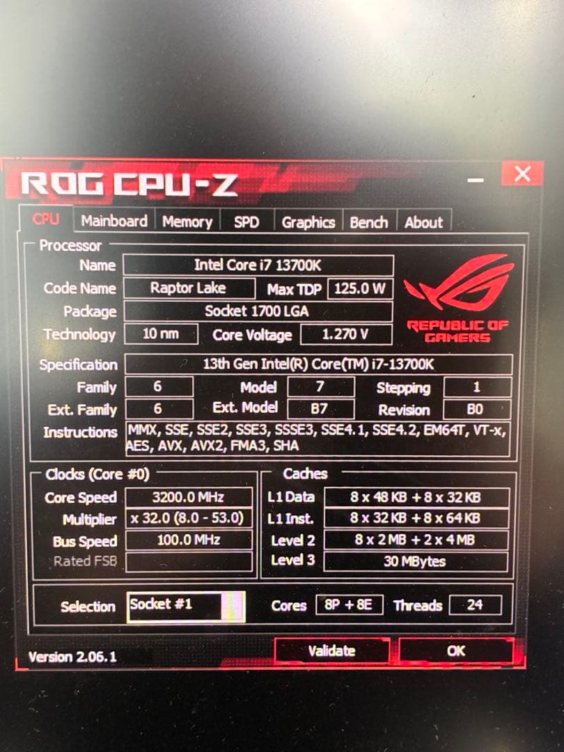 ゆ*り様 Intel Core i7-13700K （動作品、中古）