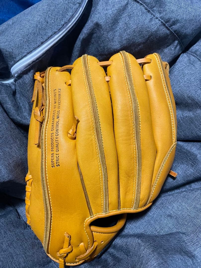 Mizuno ソフトフォーム構造 グローブ イエロー