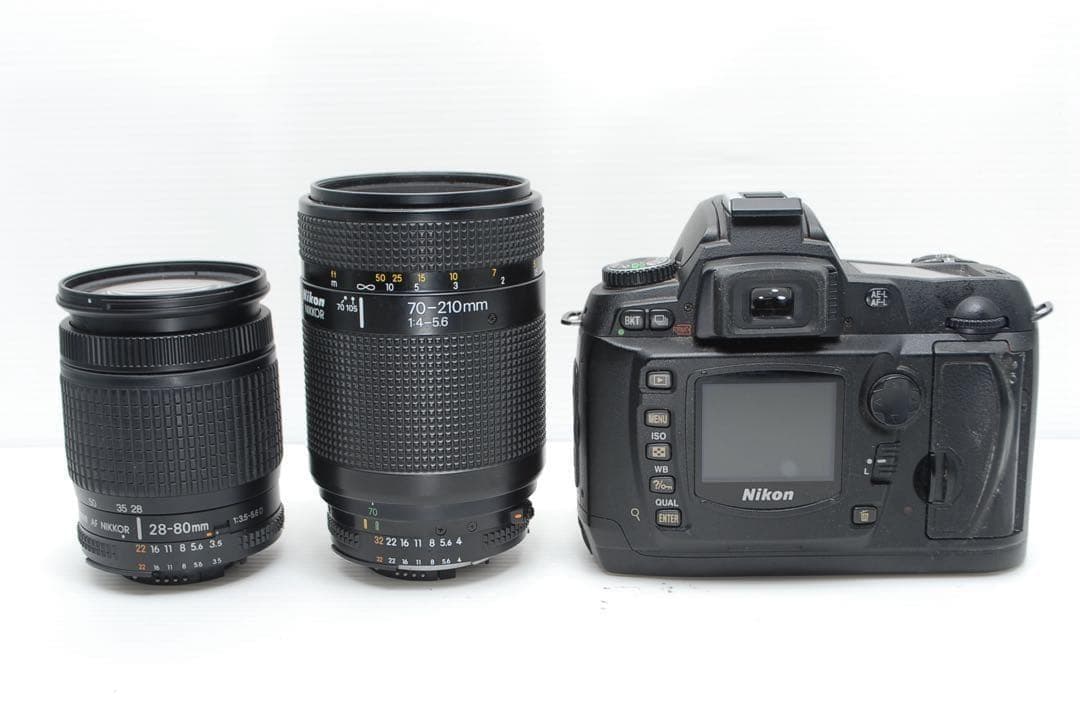 ⭐︎Nikon D70⭐︎ダブルレンズセット 動作良好 良品 バッテリーの持ち◎