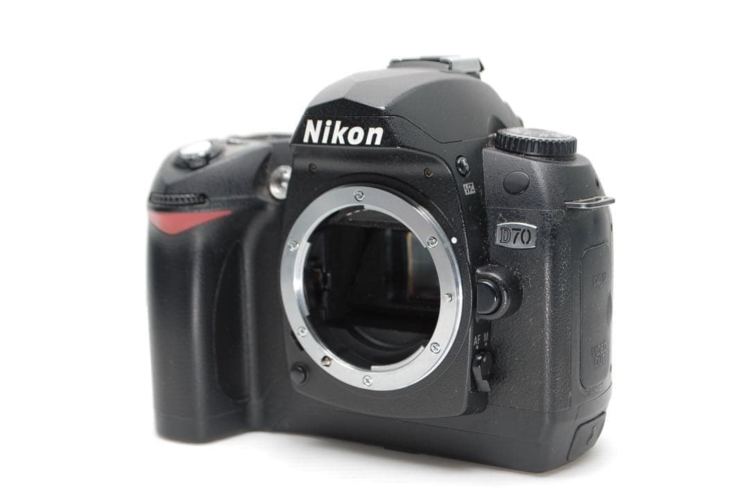 ⭐︎Nikon D70⭐︎ダブルレンズセット 動作良好 良品 バッテリーの持ち◎