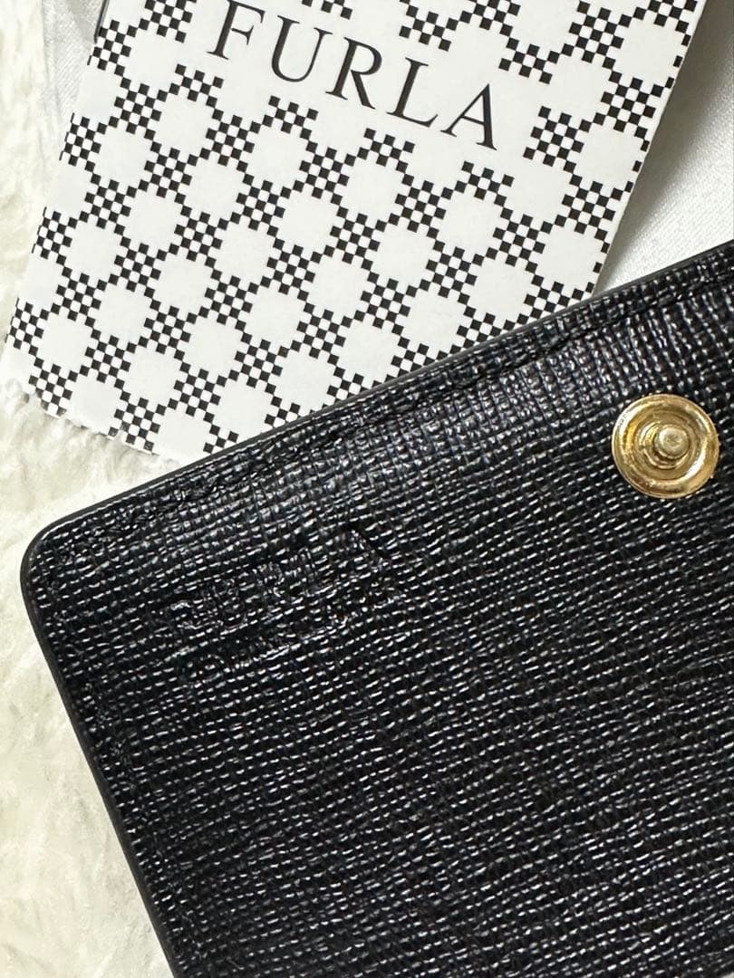 ✳︎新品✳︎ FURLA レザー マチ付き カードケース 名刺入れ 黒
