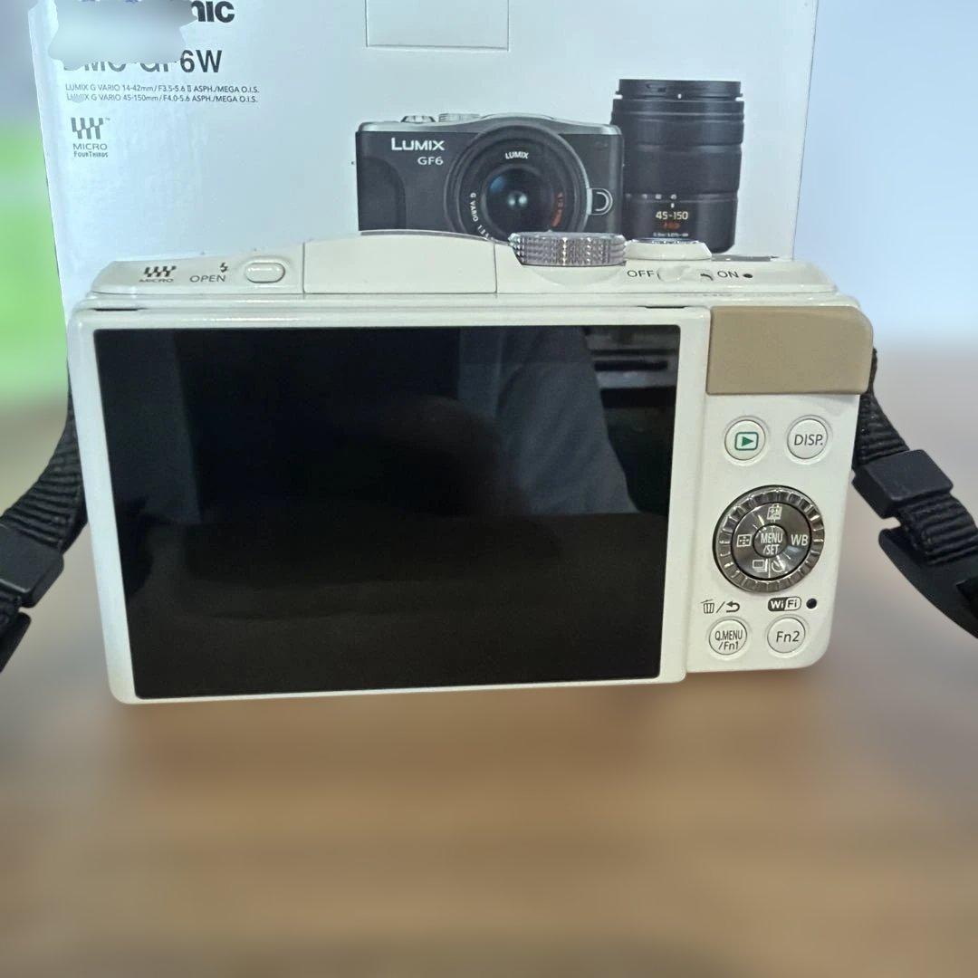 デジタルカメラ Panasonic DMC-GF6W