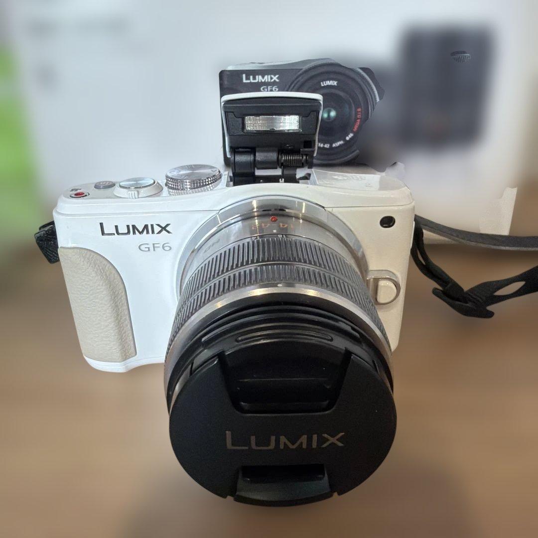 デジタルカメラ Panasonic DMC-GF6W