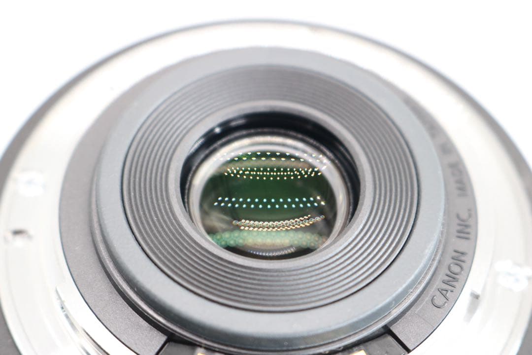 超美品 【Canon EF-S 18-135mm IS USM】 ズームレンズ