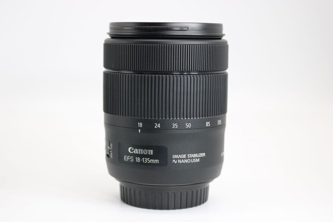 超美品 【Canon EF-S 18-135mm IS USM】 ズームレンズ