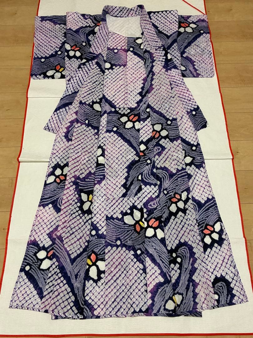 出品明日まで！　浴衣　有松鳴海絞り　菖蒲と流水　裄67.3cm