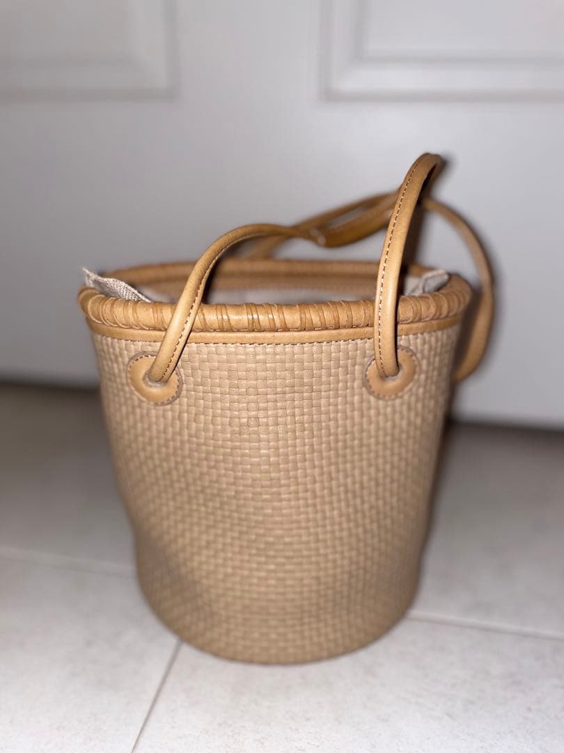 希少⭐︎FOXEY クォーター バスケット⭐︎ベージュカラー　48000円