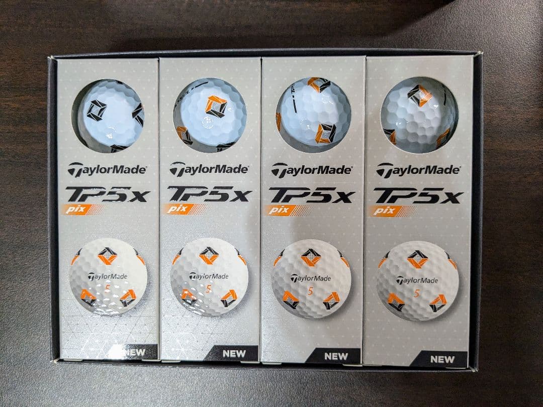 【2ダース24個・未使用・箱付】TP5x pix ホワイト 2024 ゴルフ
