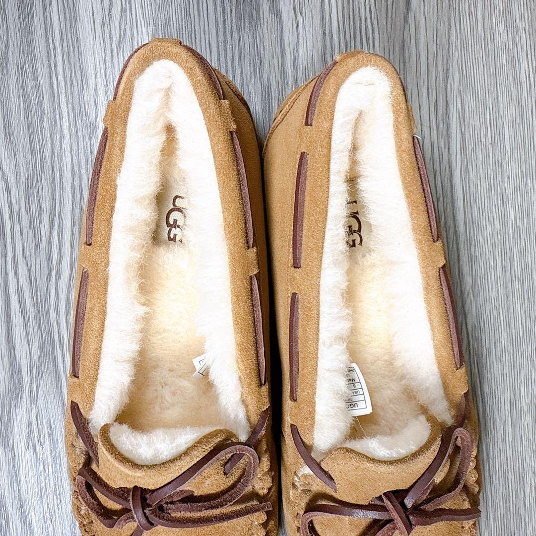 未使用級✨　アグ　ダコタ　モカシン　デッキシューズ　ムートンブーツ　箱付き