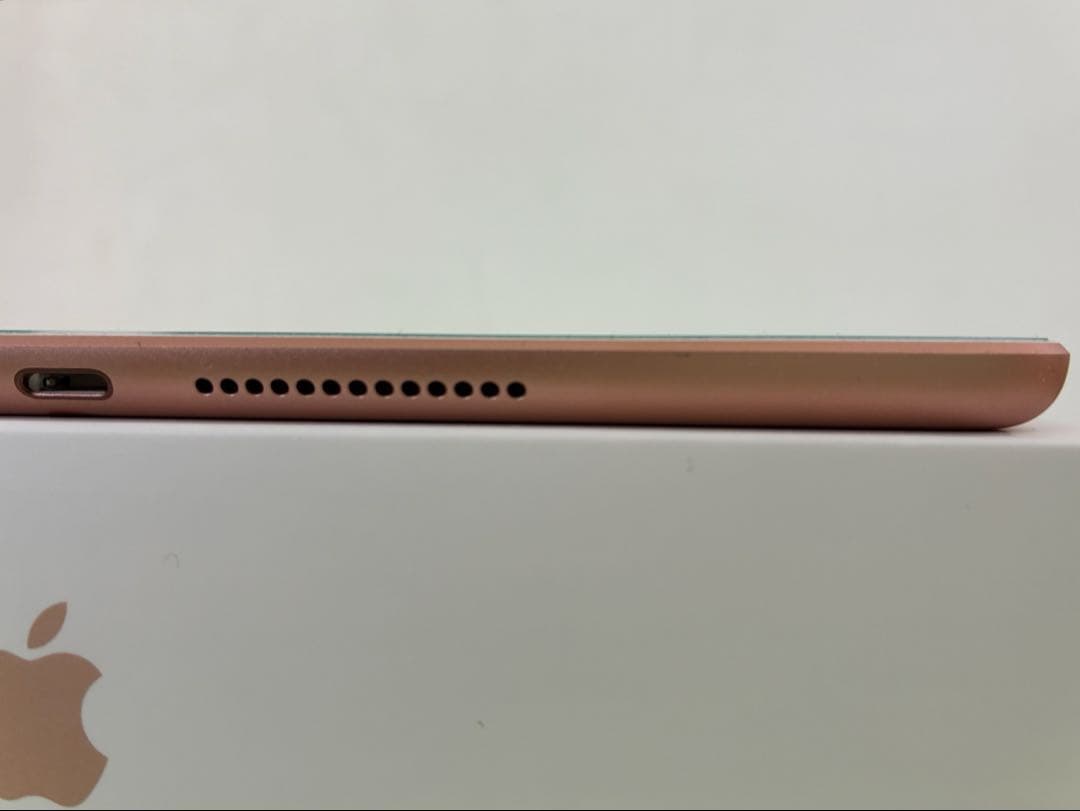 [値下げ250705] iPad 第7世代 32GB Wi-Fiモデル