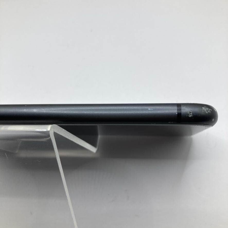 iPhone 11 64GB ブラック MWLT2J/A