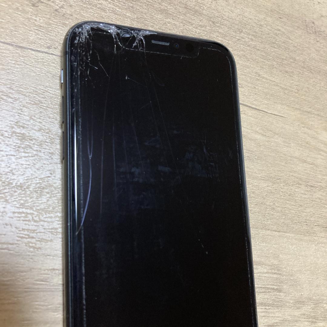 iPhone 11 64GB ブラック MWLT2J/A