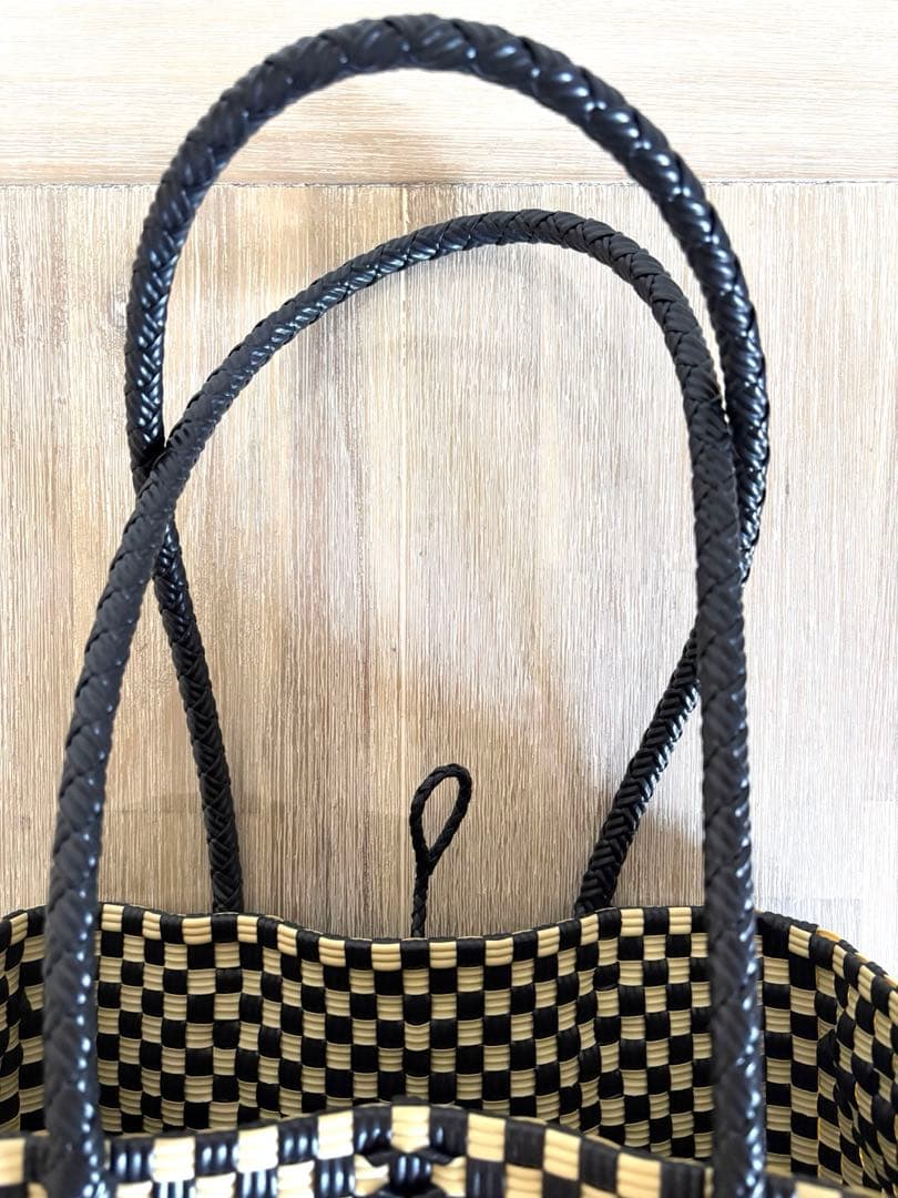 新品未使用★MEKEARISA★メケアリサGUMMY BAG・M ・Beans