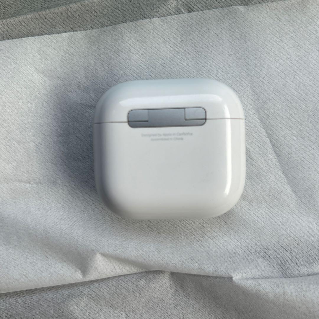 アクティブノイズキャンセリング機能を搭載したAirPods 4
