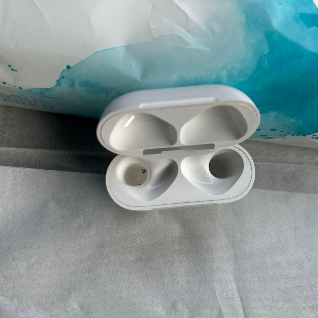 アクティブノイズキャンセリング機能を搭載したAirPods 4