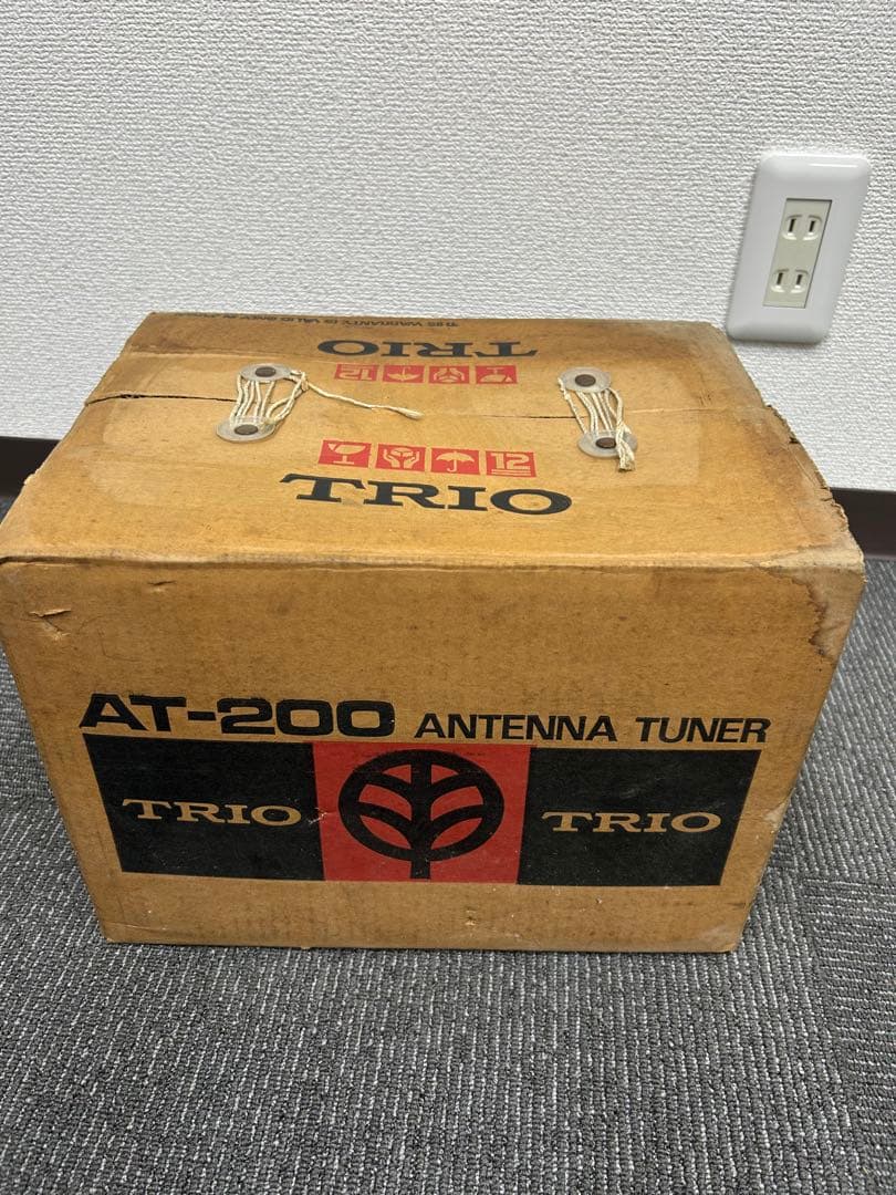 TRIO AT-200 アンテナチューナー