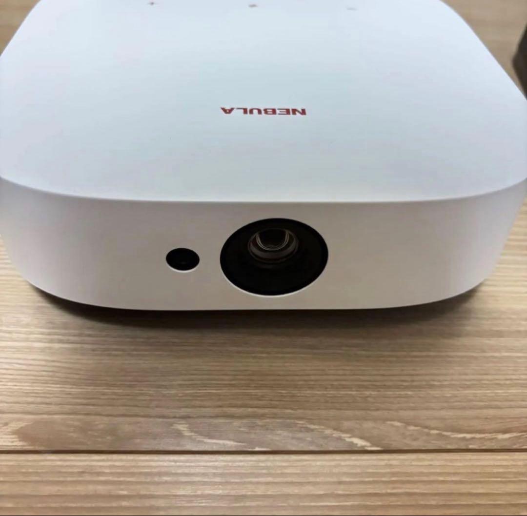 お*)様 Anker Nebula solar プロジェクター 動作確認済 一部