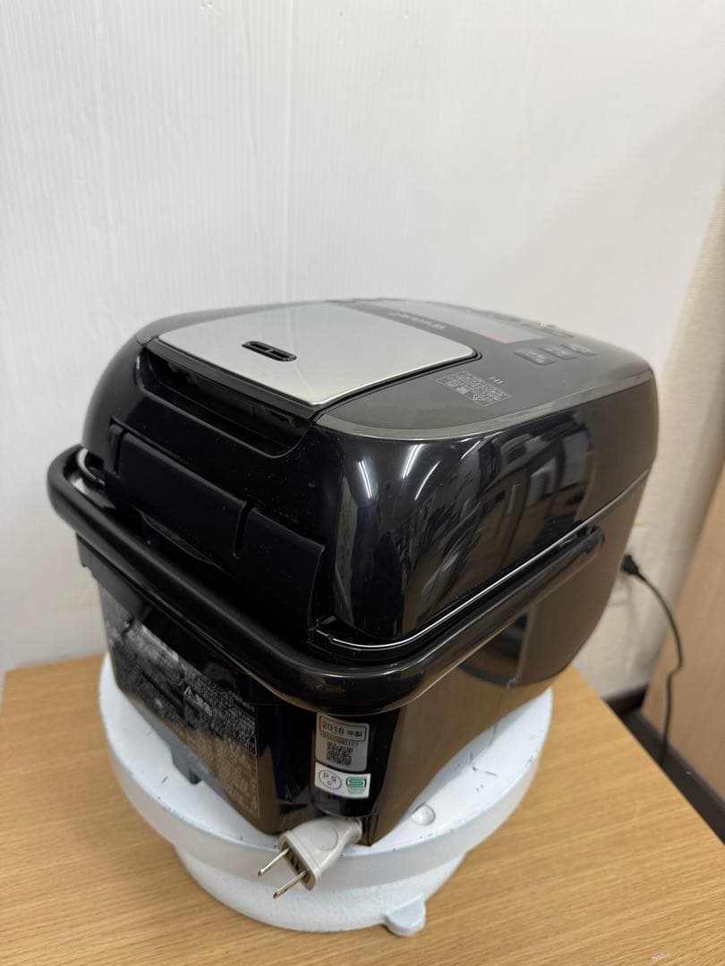 Panasonic 圧力IHジャー炊飯器SR-SPA108（2018年製）