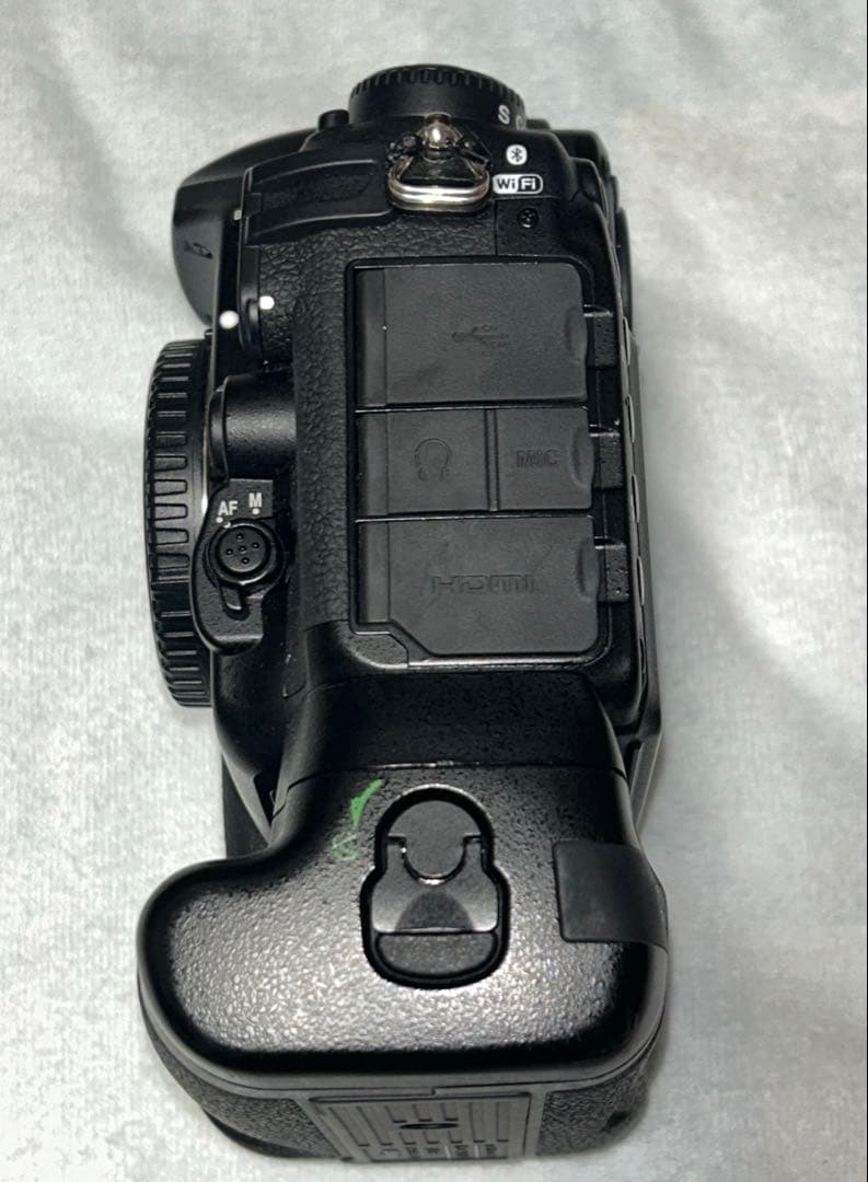 Nikon D500 MB-D17 バッテリーグリップ　純正バッテリー4つセット