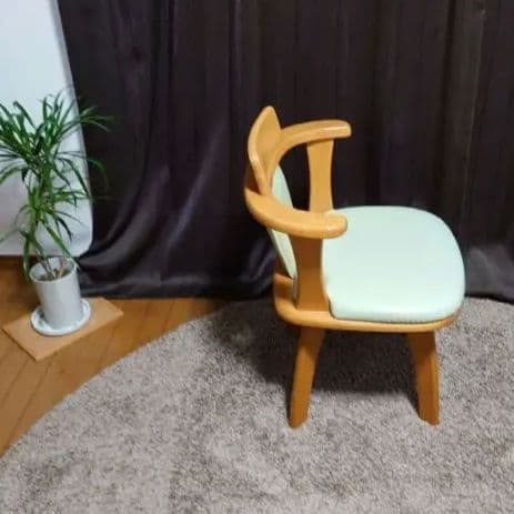 ダイニング回転式高さが低め肘付きチェア