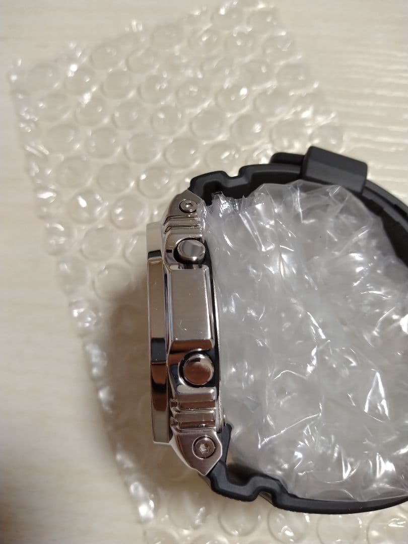 （40）【最終価格、美品】G-SHOCK　シルバー　GM-2100 カシオーク