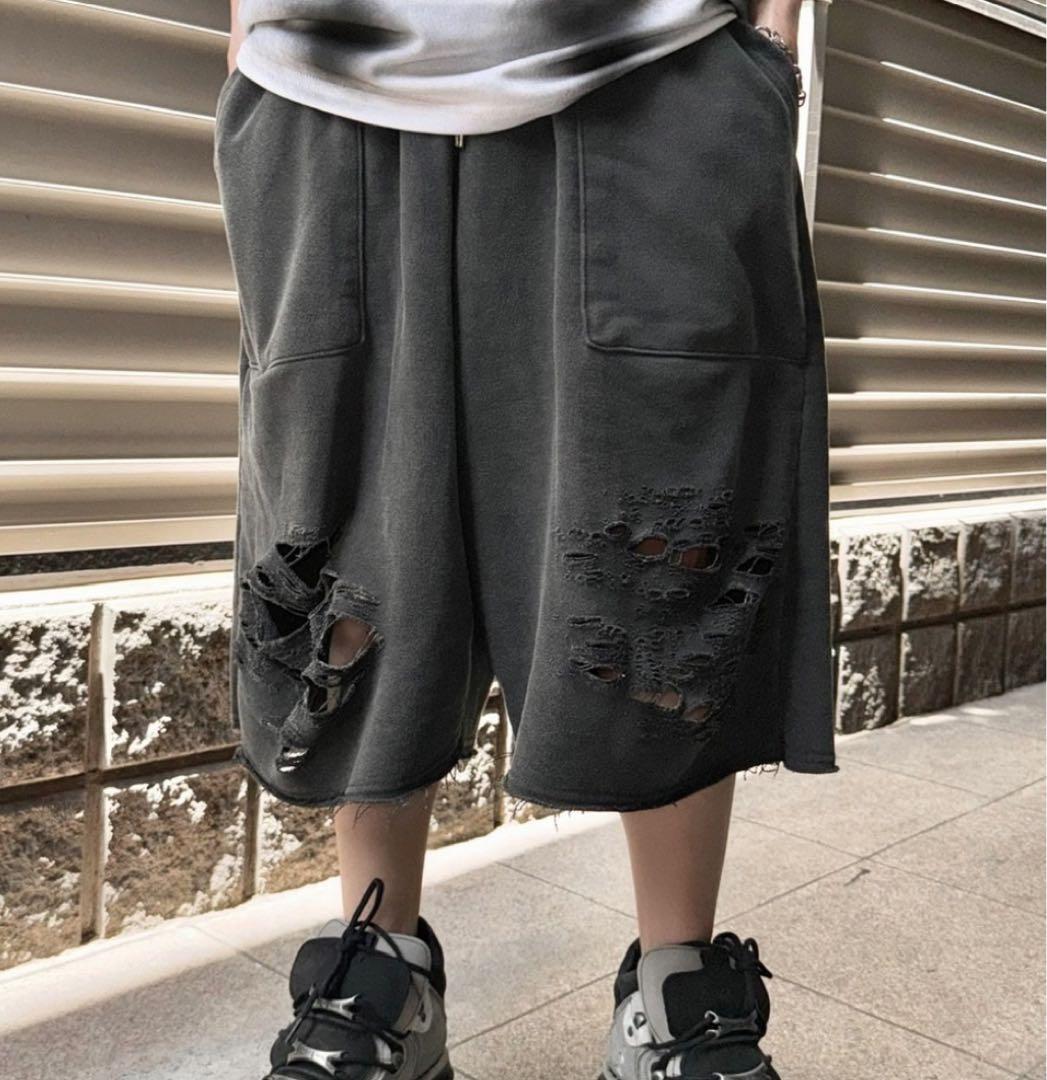 あ XU DOG ダメージスウェットハーフパンツ