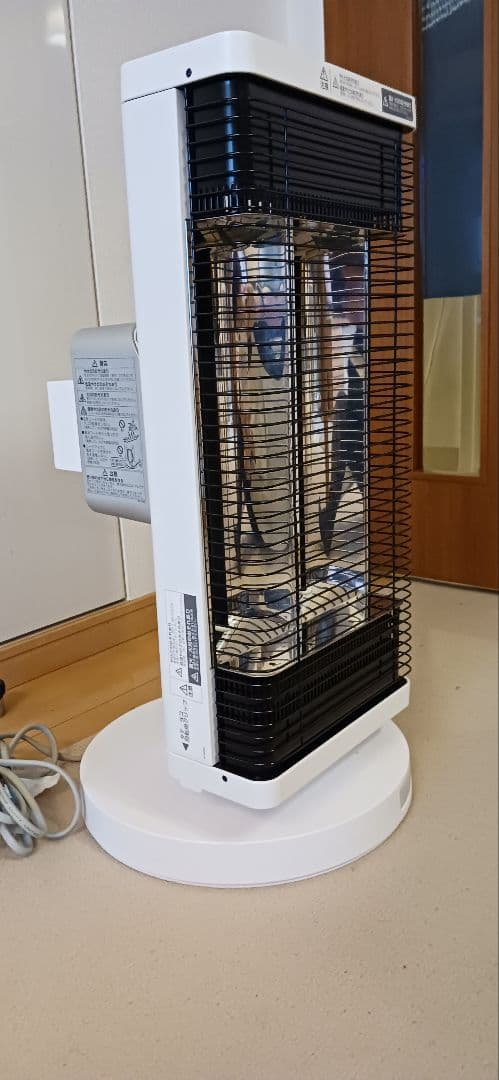 タワー型 電気ヒーター