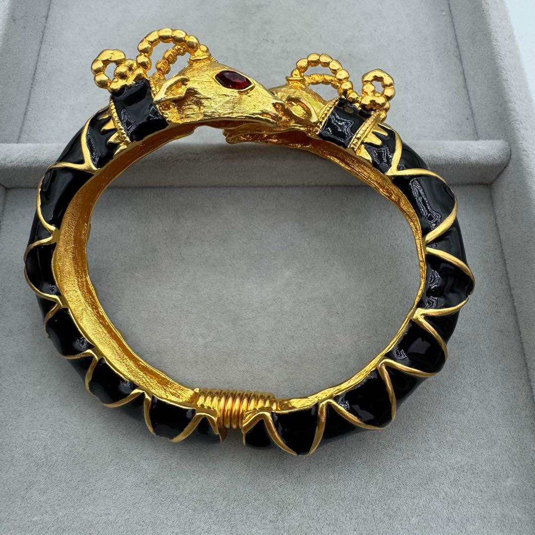 【保管袋付き】KENNETH JAY LANE バングル　ドラゴン　ストーン