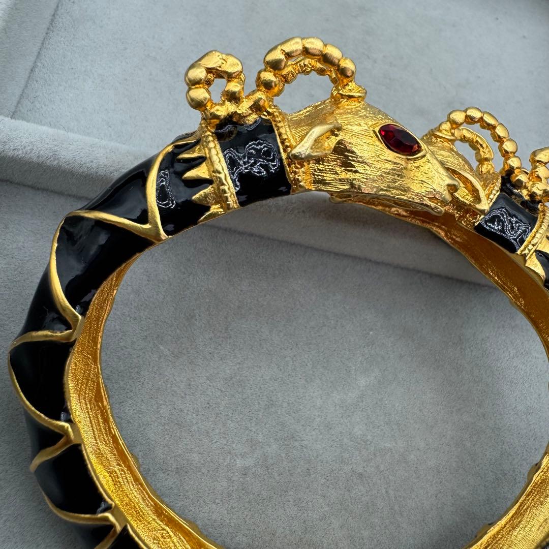 【保管袋付き】KENNETH JAY LANE バングル　ドラゴン　ストーン