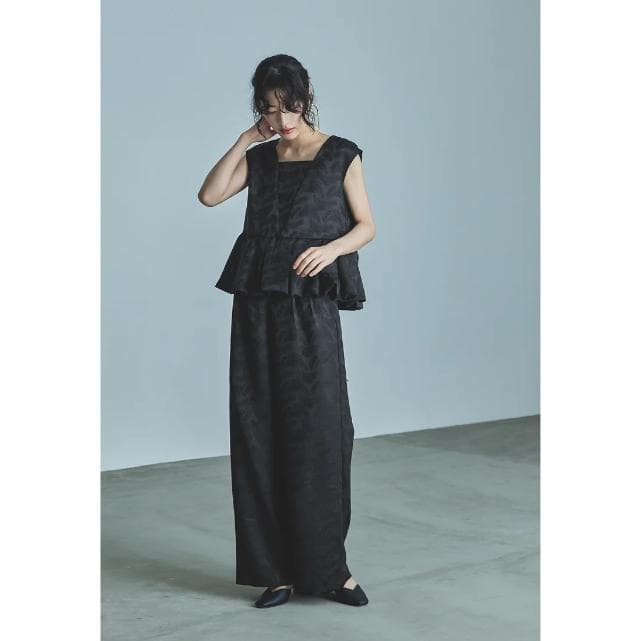 M niana ペプラムセットアップパンツドレス ブラック 成人式 結婚式