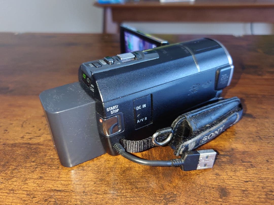 【お盆セール・最終値下】SONY HDR-PJ590 ビデオカメラ 本体