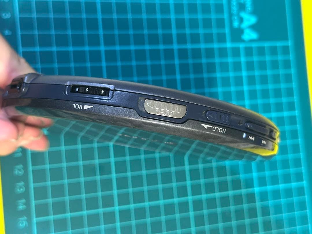 SONY Discman ESP D-777 ポータブルCDプレーヤー　ジャンク