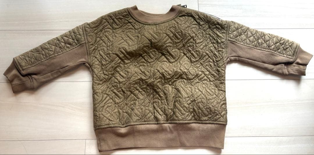 【バーバリー】Burberry キルティング トレーナー 3Y 98cm