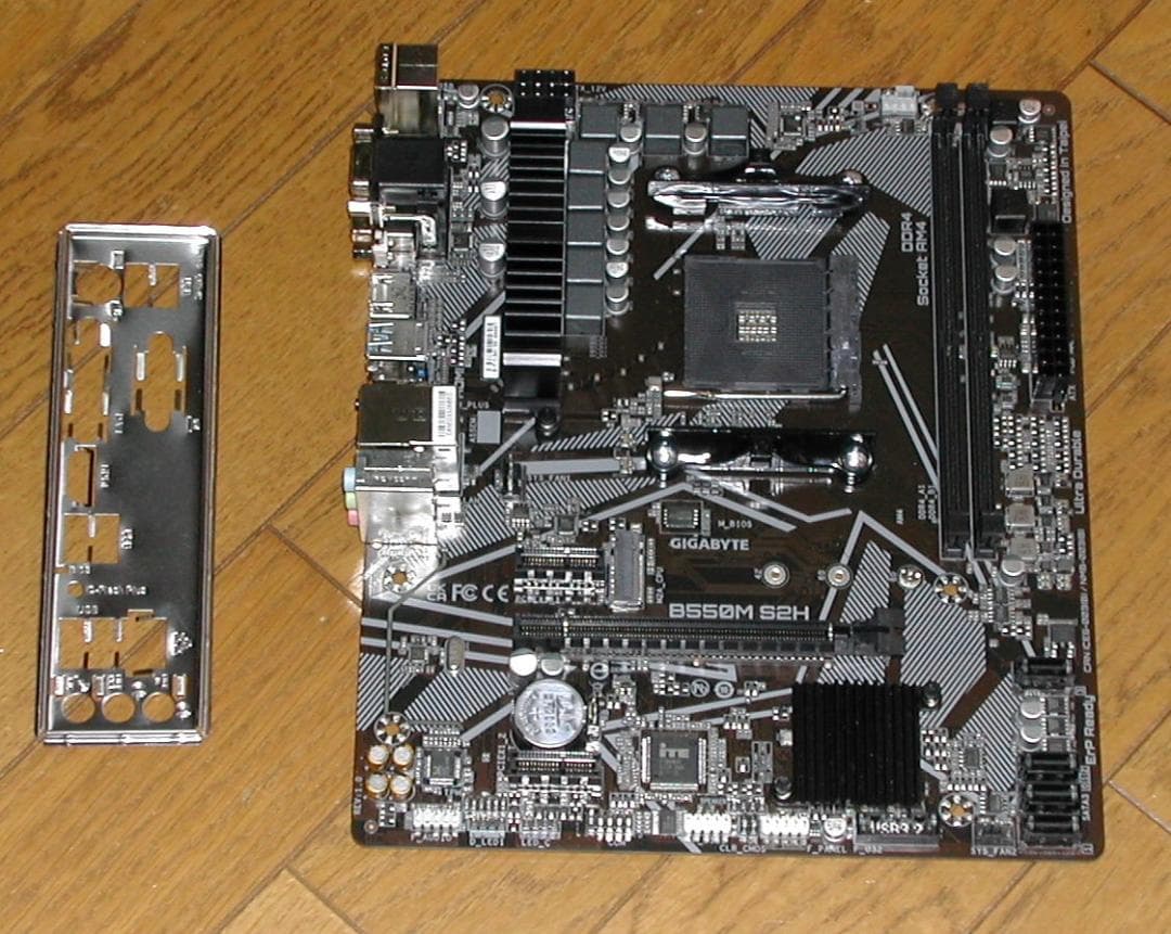 GIGABYTE　B550M S2H　AM4
