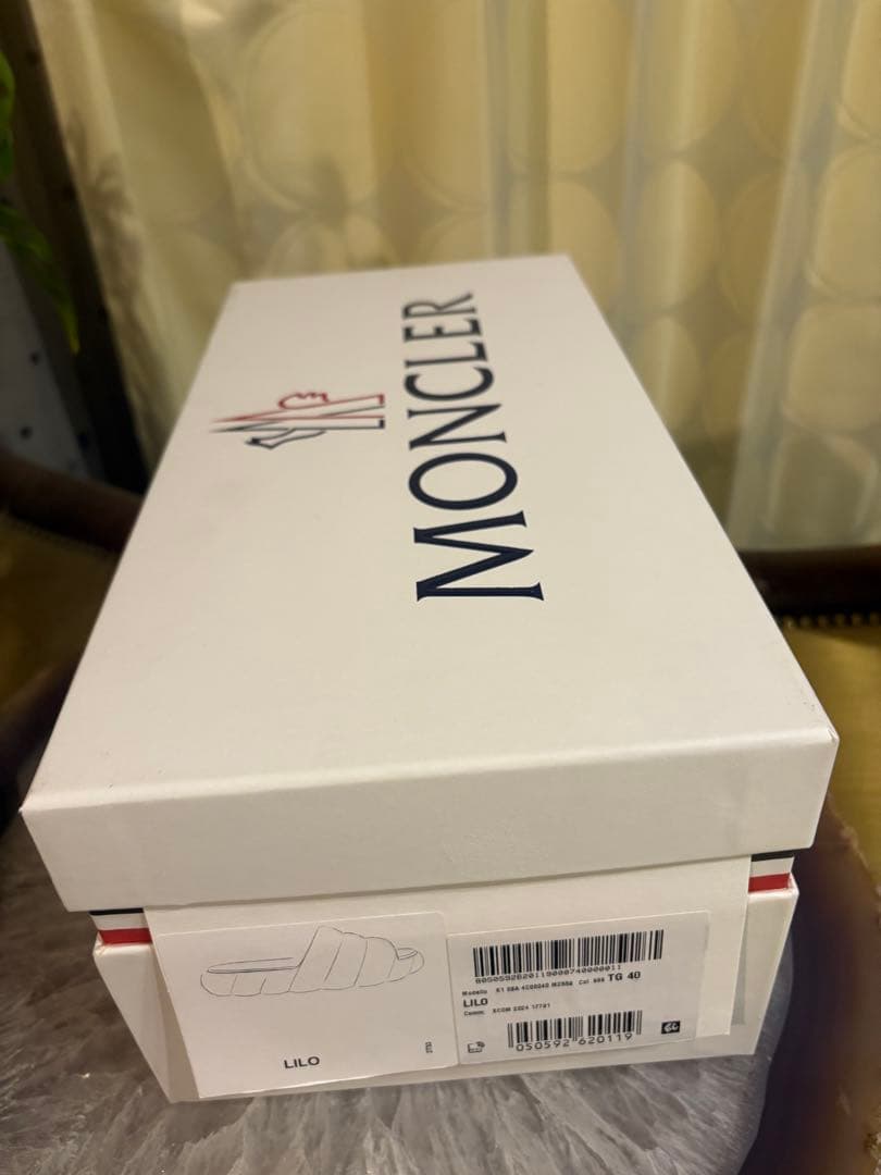 【新品完売サイズ】MONCLER Liloサンダル ブラック　25cm