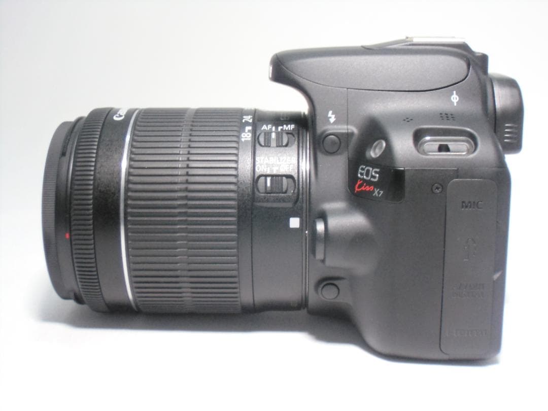 Canon EOS Kiss X7 レンズ付き　B034