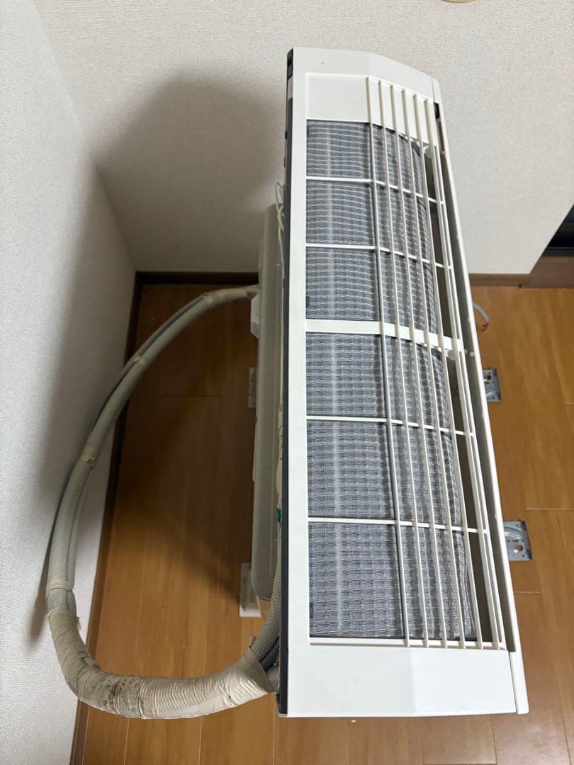 HITACHI エアコン本体 壁掛け式 リモコン付き