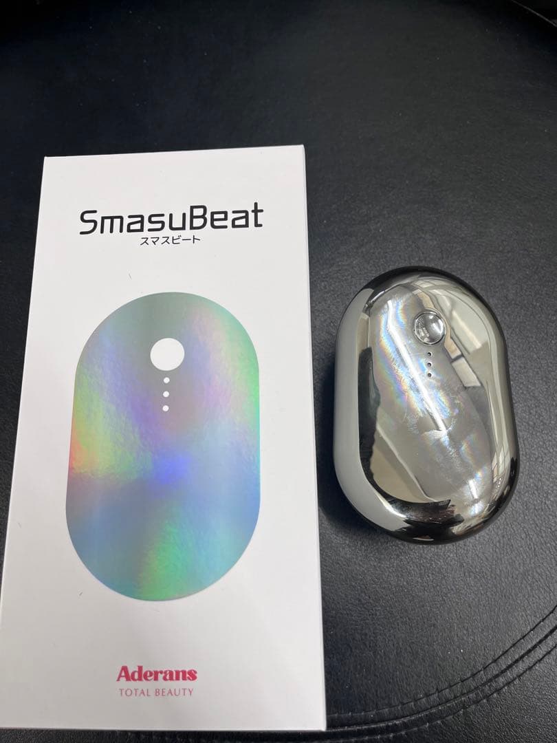 新型SmasuBeat 美顔器 シルバー Aderans