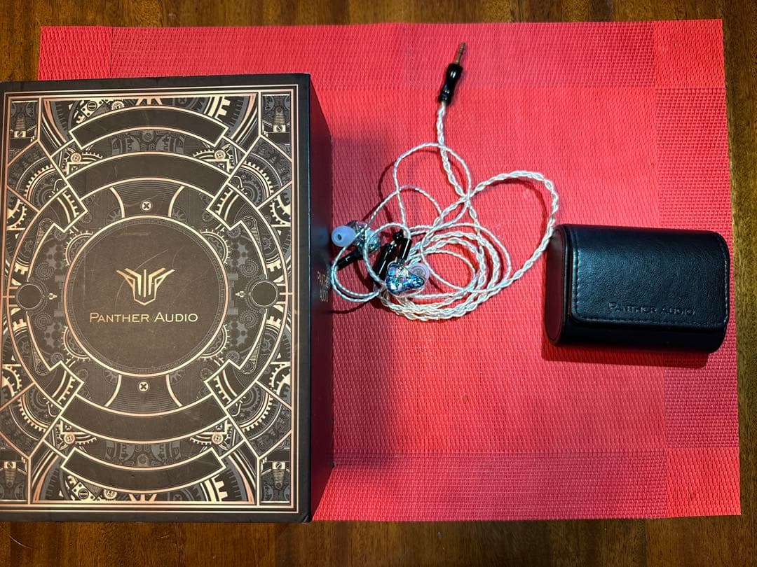 LEGEND K8(Universal Fit) イヤホン