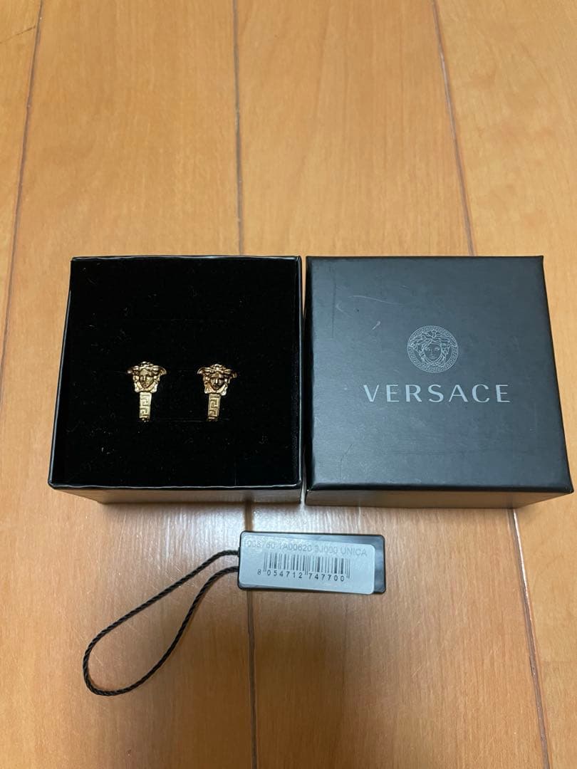 VERSACE ゴールド メデューサ　片耳
