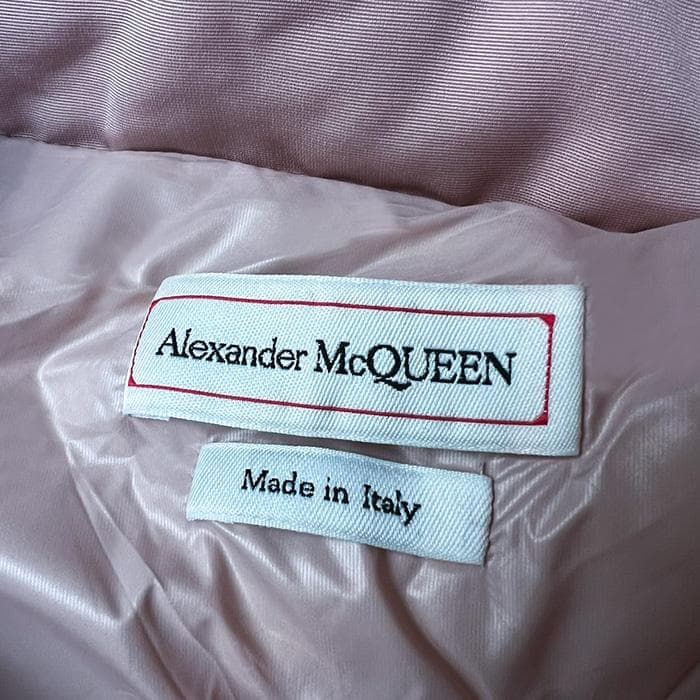 A*K様 アレキサンダーマックイーンのボンバージャケット　ロゴ入り　コート
