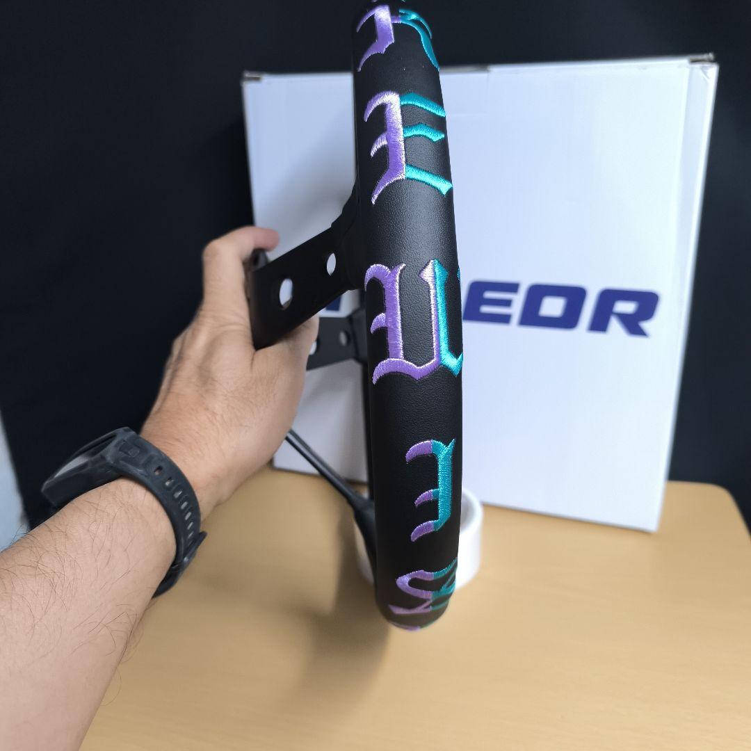 ライクワイズタイプステアリングPABLO EDITION 330mmディープ