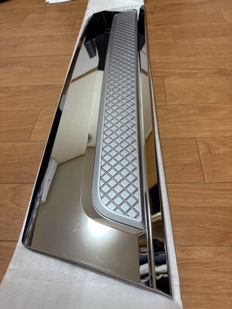 スバル ダイハツ　純正メッキガーニッシュセット　美品