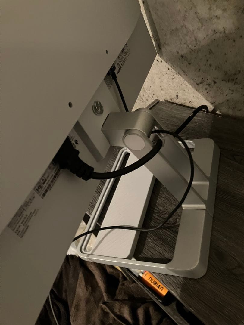 【美品/新品購入後５か月位使用】【Lenovo】 L24i-40 モニター