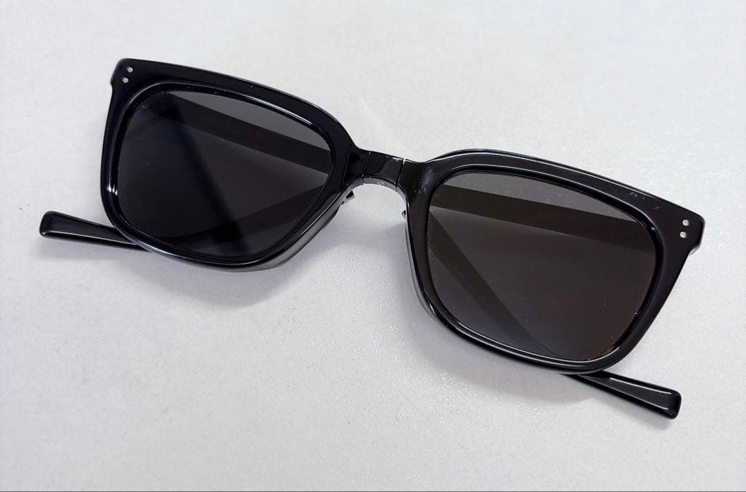 小物 GENTLE MONSTER / Matiny 01